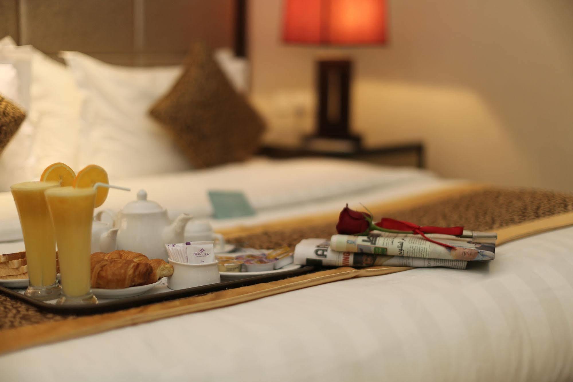 Aparthotel Boudl Kuwait Al Fahahil Kuwait City Exterior foto