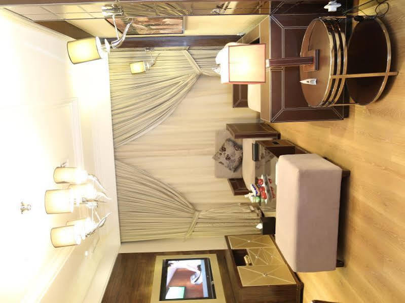 Aparthotel Boudl Kuwait Al Fahahil Kuwait City Exterior foto